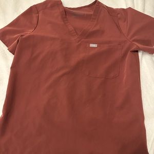 Figs scrub set size large shirt Pettit large pants